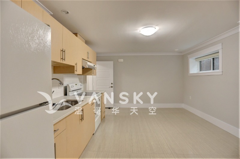 260328132403_2 lower 2bd kitchen living.jpeg